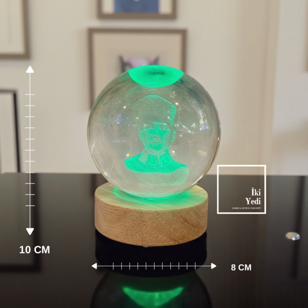 Atatürk Işıklı Kristal Cam Küre, LED Aydınlatmalı Masa Dekoru Ofis Ev Hediyesi Masa Üstü Aksesuar