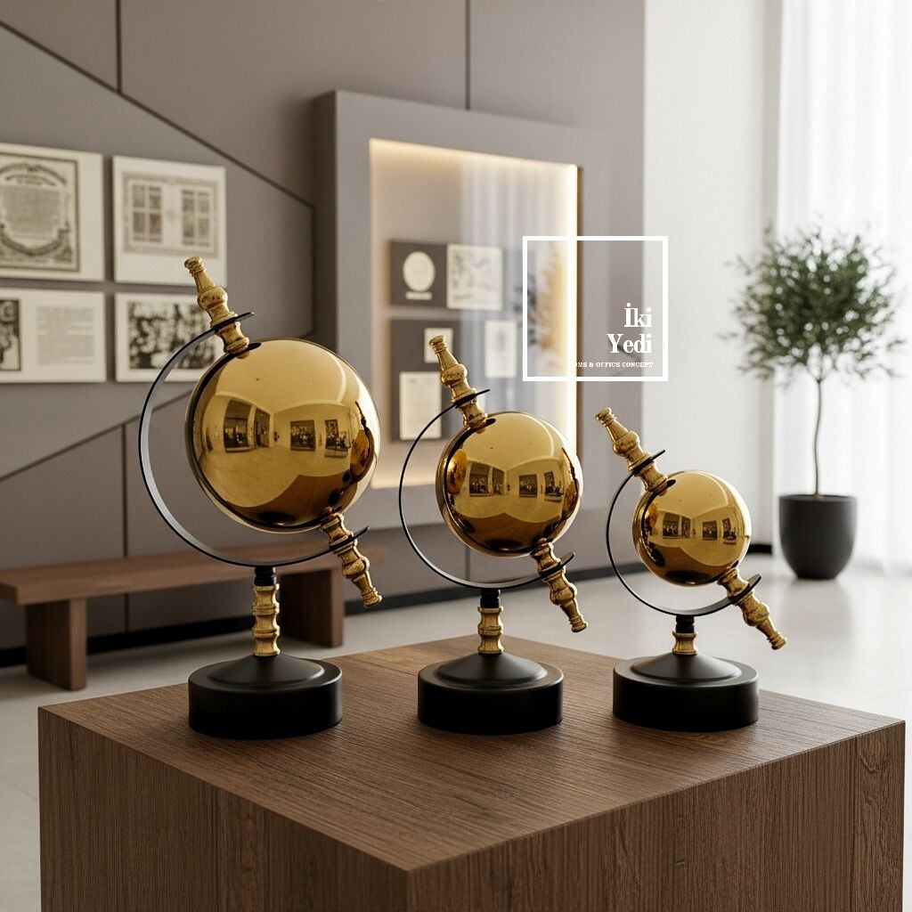 Ferguson Orbit Set 3’lü Dekoratif Küre Takımı Metal Modern Ofis Salon Masaüstü Obje Altın Küre
