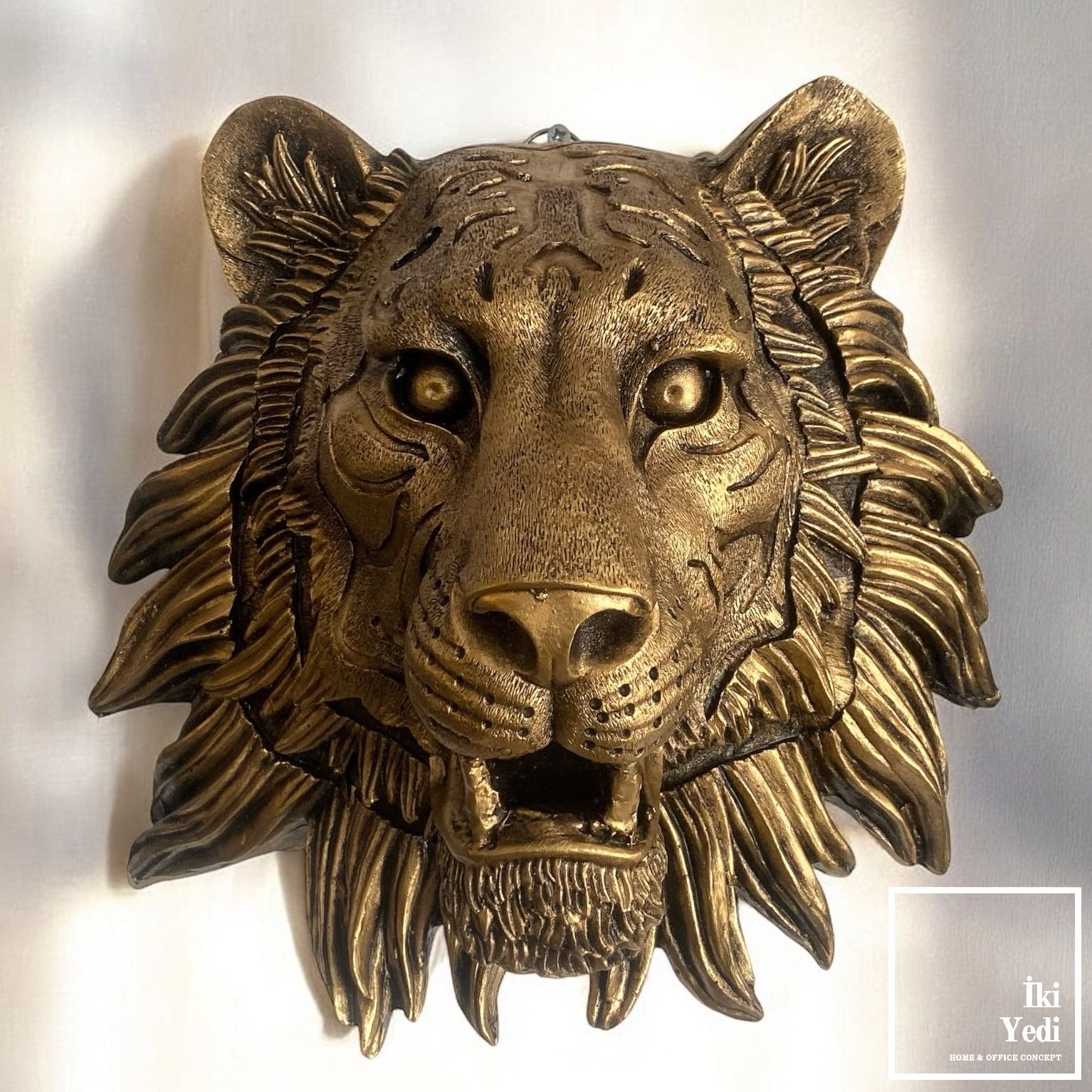 Dussen Kaplan Başı Duvar Dekoru 30 cm Gold Aslan Kafası Objesi Dekoratif Heykeller Ofis Hediyesi Sıradışı Hediyelik Figür