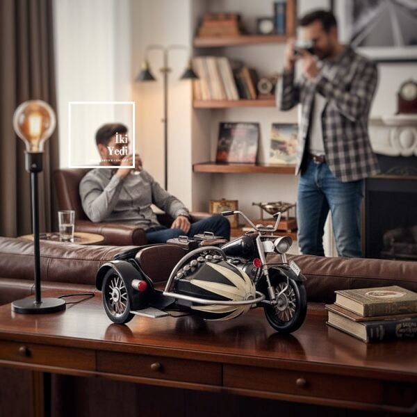 Orleans 1926 Özgürlüğün Eski Yolcusu Retro Motorsiklet Dekoru Yan Sepetli Vintage Masa Objesi Motor