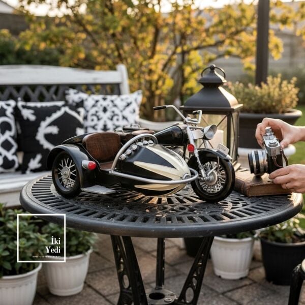 Orleans 1926 Özgürlüğün Eski Yolcusu Retro Motorsiklet Dekoru Yan Sepetli Vintage Masa Objesi Motor