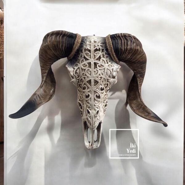 Dosiro 77-1 Koç Kafası Duvar Heykeli Maskülen Gotik Dekoratif Obje Ev Ofis Hediyesi Aksesuar