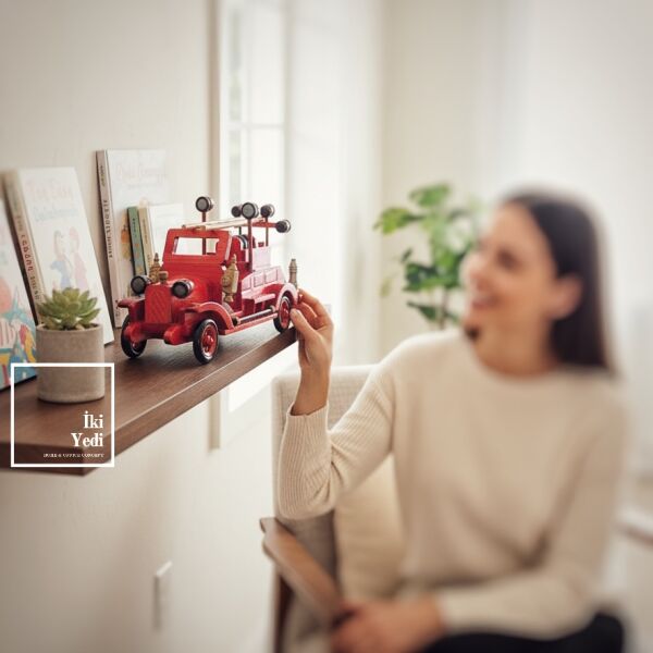 Novinko 771 Cesur Kahramanların Arabası Retro Ahşap İtfaiye Arabası Maketi Modeli Kırmızı Dekoratif