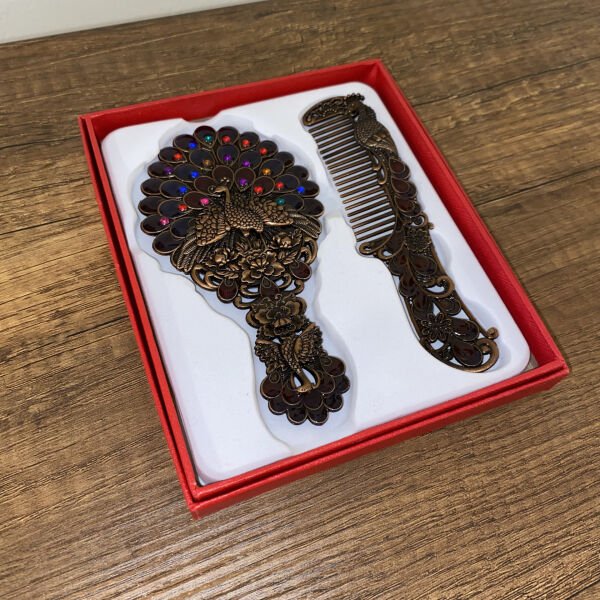 Timpani 773 Tavuskuşu Ayna Tarak Seti El Aynası Metal İşlemeli Hediyelik Çanta Tipi Fonksiyonel