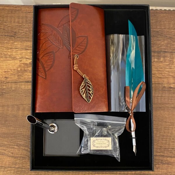 Neuberg 772 Deri Defterli Divit Hokka Seti Kaligrafi Yazı Takımı Ofis Masa Hediyesi Sıradışı Şeyler