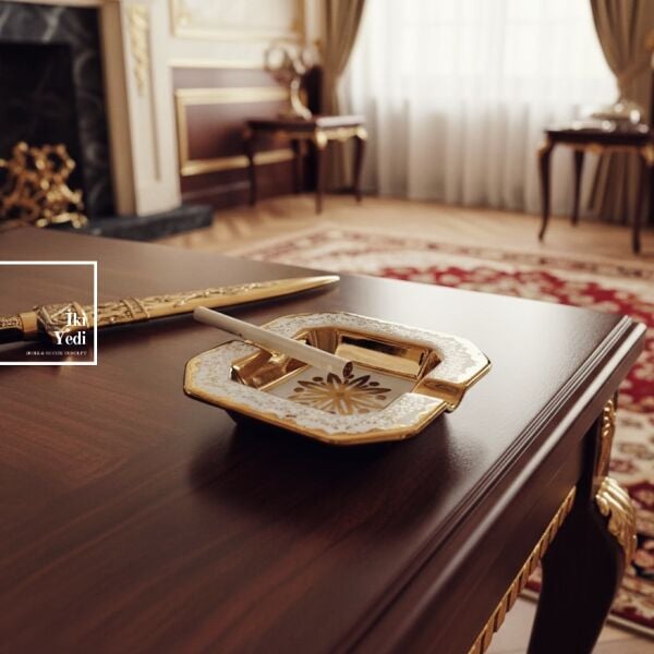 Tominay 773 Kraliyet Dokunuşu Seramik Küllük Dekoratif Masa Üstü Aksesuar Ofis Ev Hediyesi Golden