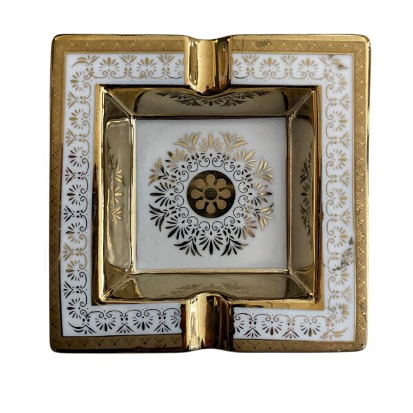 Tominay 778 Kraliyet Dokunuşu Seramik Küllük Dekoratif Masa Üstü Ofis Aksesuar Hediye Kare Model