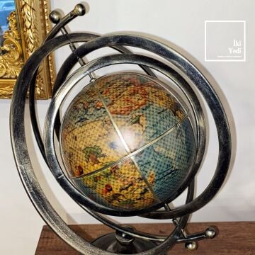 Armillary Stil Metal & Deri Dünya Küresi 50 cm Antik Eskitme Lüks Ofis Masa Konsol Üstü Dekoratif