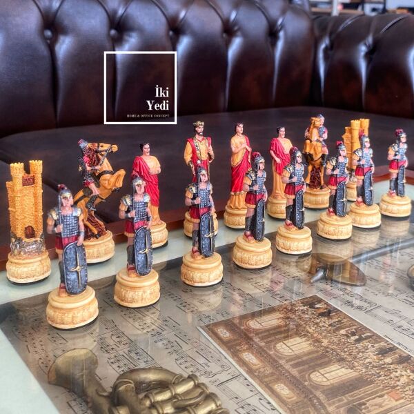 Antevorta Antik Roma Satranç Taşları Takımı El Boyaması Koleksiyon Figürleri ile Lüks Satranç VIP
