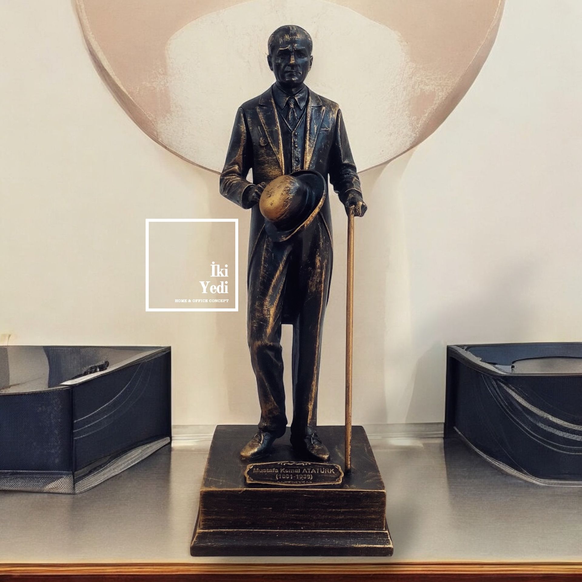 Siyah Eskitme Şapkalı Şık Mustafa Kemal Atatürk Heykeli Ofis Hediyesi Ev Dekorasyonu Yeni İş Hediye