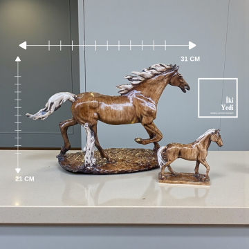 Nanook Koşan At ve Yavru At Biblo Seti, Doğal Ahşap Tonlu Dekoratif Heykel Ev Ofis Aksesuarı Hediye