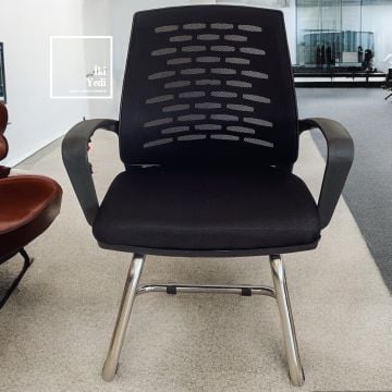 Cavalier Spor Model Modern Ofis Mobilyası Takımı Büro Yönetici Masası Seti Fileli Sandalye Grup Renkli Sarı Antrasit Gri