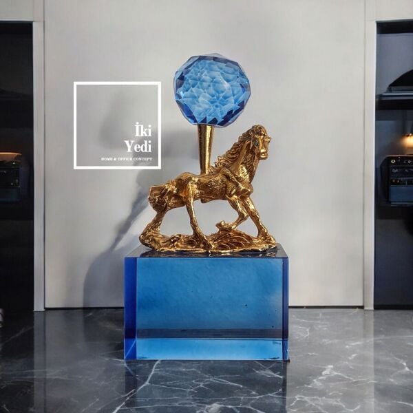 Valaker Altın At Figürlü Mavi Kristal Obje, Cam Dekoratif Biblo, Lüks Ev Ofis Hediyelik Aksesuar
