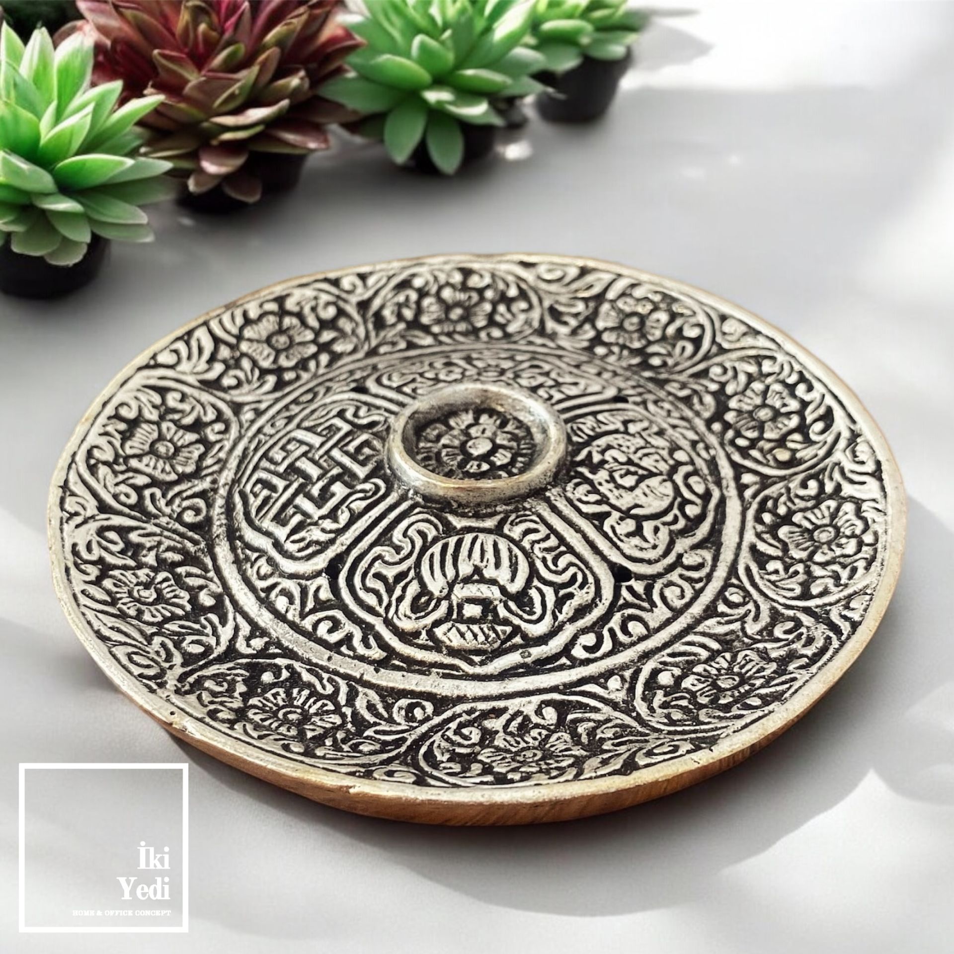 Mullin Yuvarlak Metal Tütsülük – Konik ve Çubuk Uyumlu, Yıkanabilir Meditasyon Tütsü Kabı