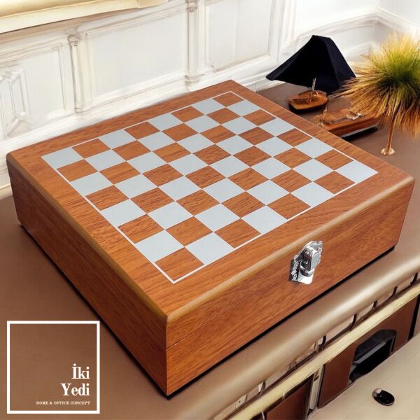 Artikel Ahşap Kutulu Satranç Takımı Deri Kaplama Matara Shot Seti Lüks Hediyelik