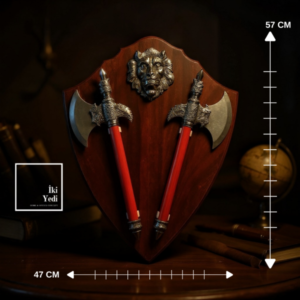 Tricasse 771 Aslan Figürlü Çift Balta Duvar Dekoru Gücün ve Otoritenin Sessiz İmzası Ofis Hediyesi