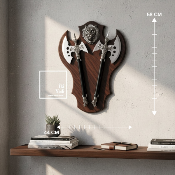 Tricasse 773 Aslan Figürlü Çift Balta Duvar Panosu Dekoru Güç Temalı Dekoratif Duvar Aksesuarı Ofis