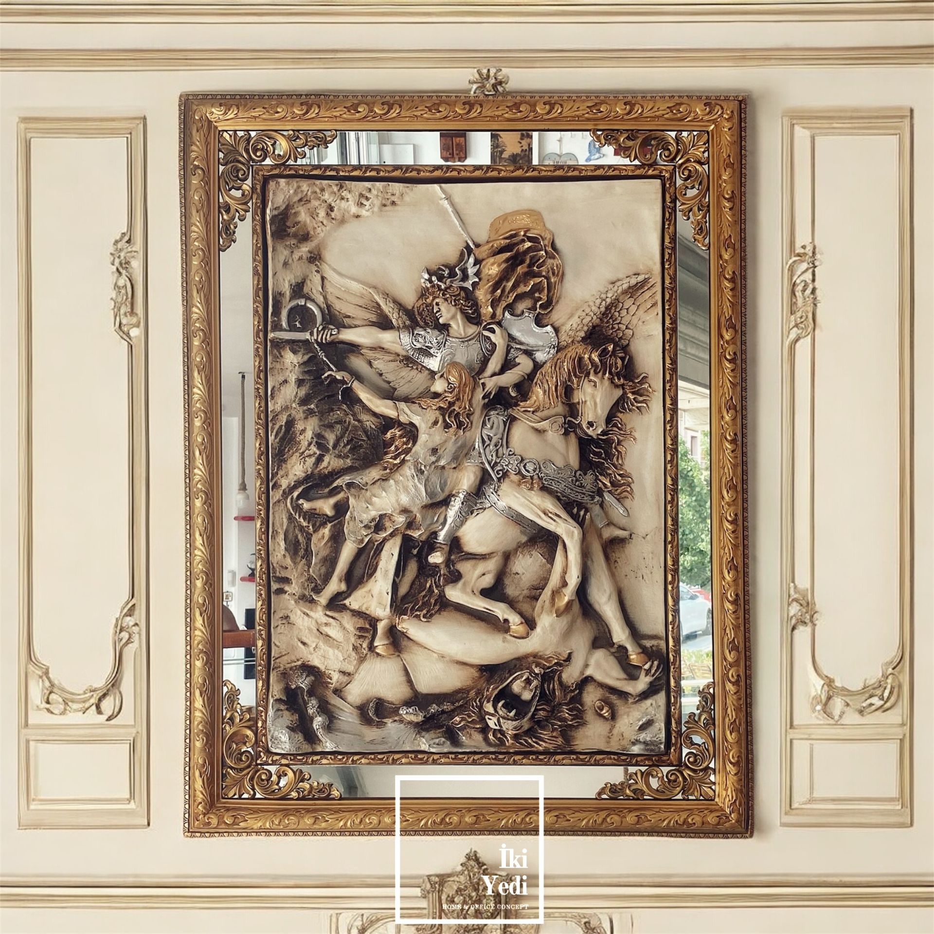 Cornelius 90 x 115 cm Aynalı Altın Varak Çerçeve 3 Boyutlu Rölyef Tablo Lüks Duvar Dekorasyonu Dev Büyük Ebat Kabartma Sanat Eseri